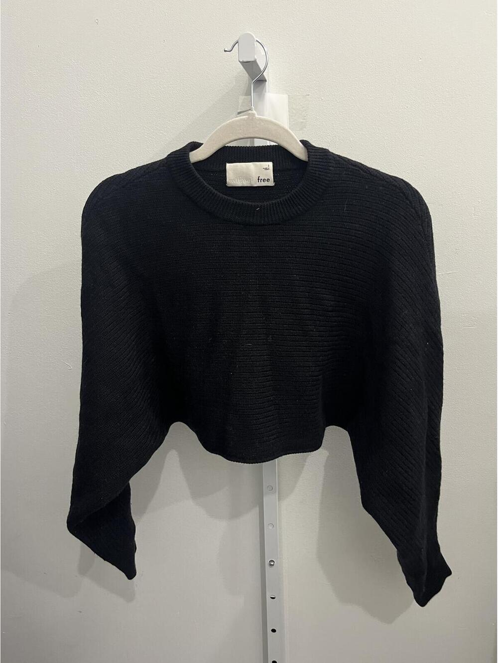 Wilfred Black Cropped Knit Pullover Sweater